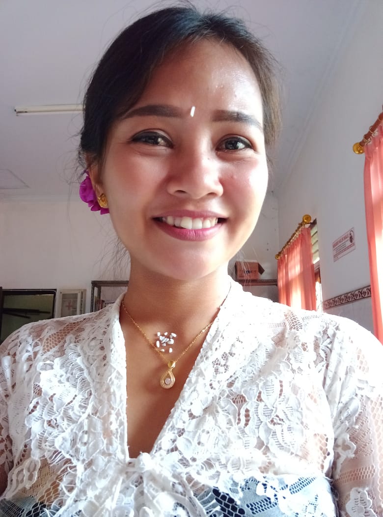 NI KOMANG SRI AYU KRISTINA UTARI, SH